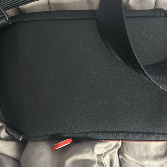 Used switch case - Picture 2 of 2